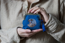 Миниатюрные броши и сумочки с фермуаром от Елизаветы Рудометовой